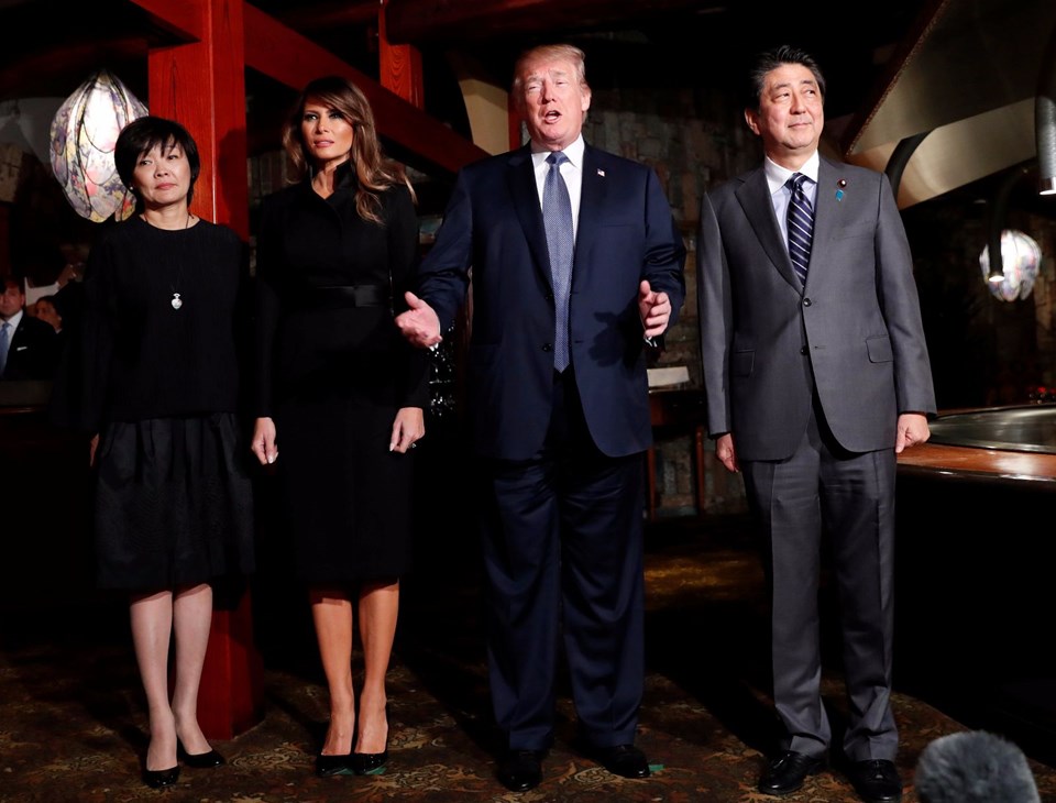 Сколько стоят образы Мелании Трамп: 6-дневная смета с азиатского тура