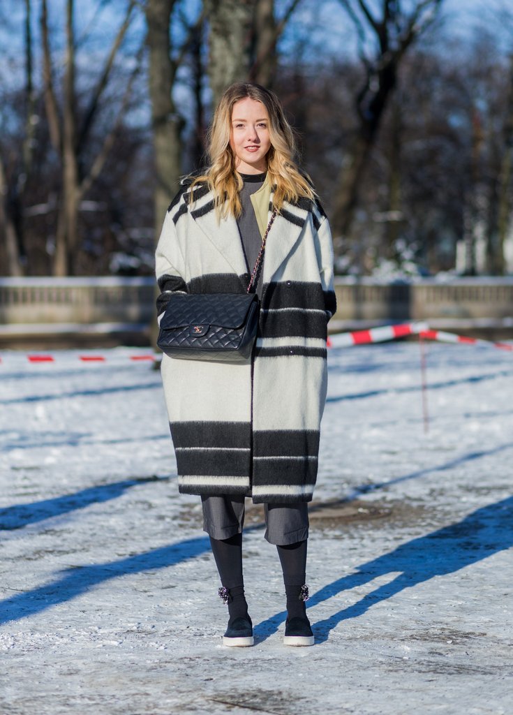 На встречу зиме: 7 свежих идей для стильных образов с пальто