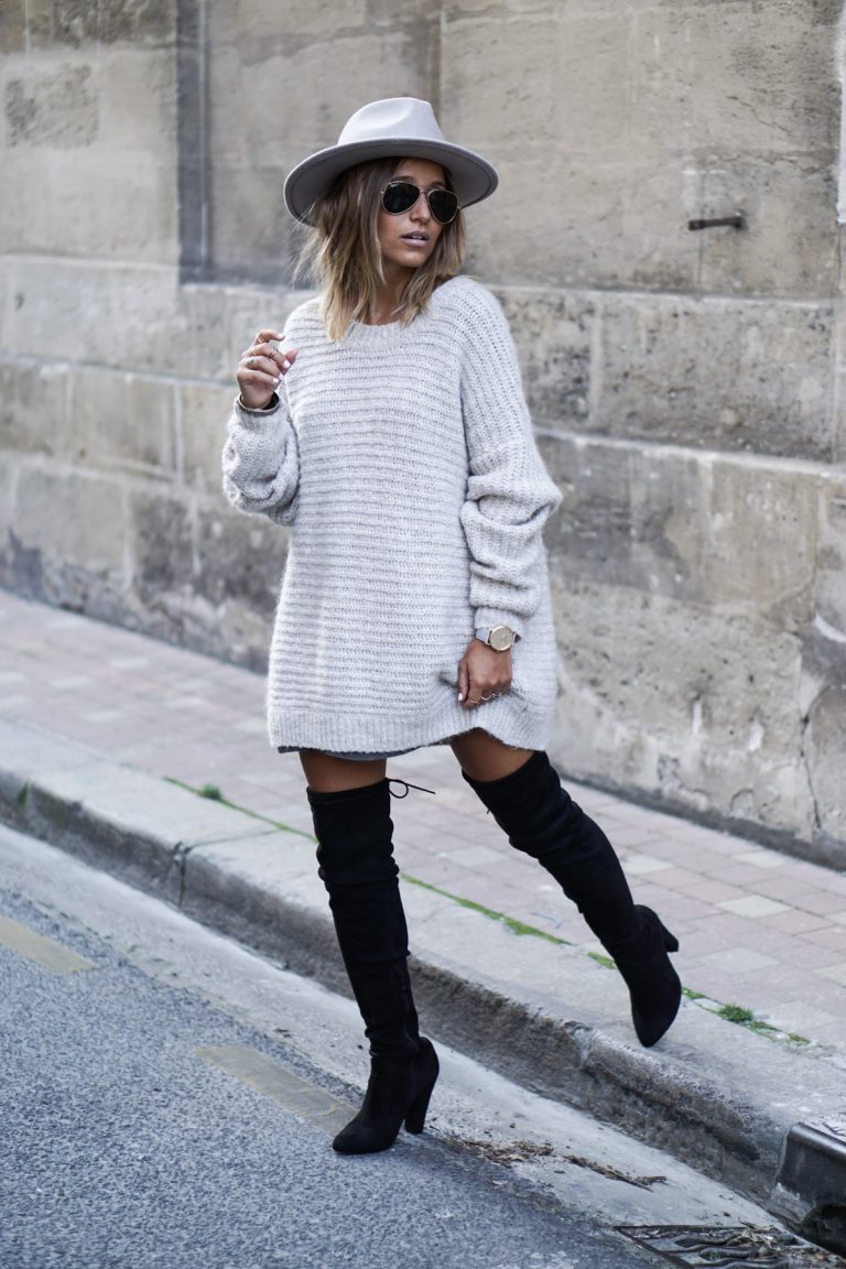 Стильная база на зиму: 7 образов с платьем-свитером и ботфортами