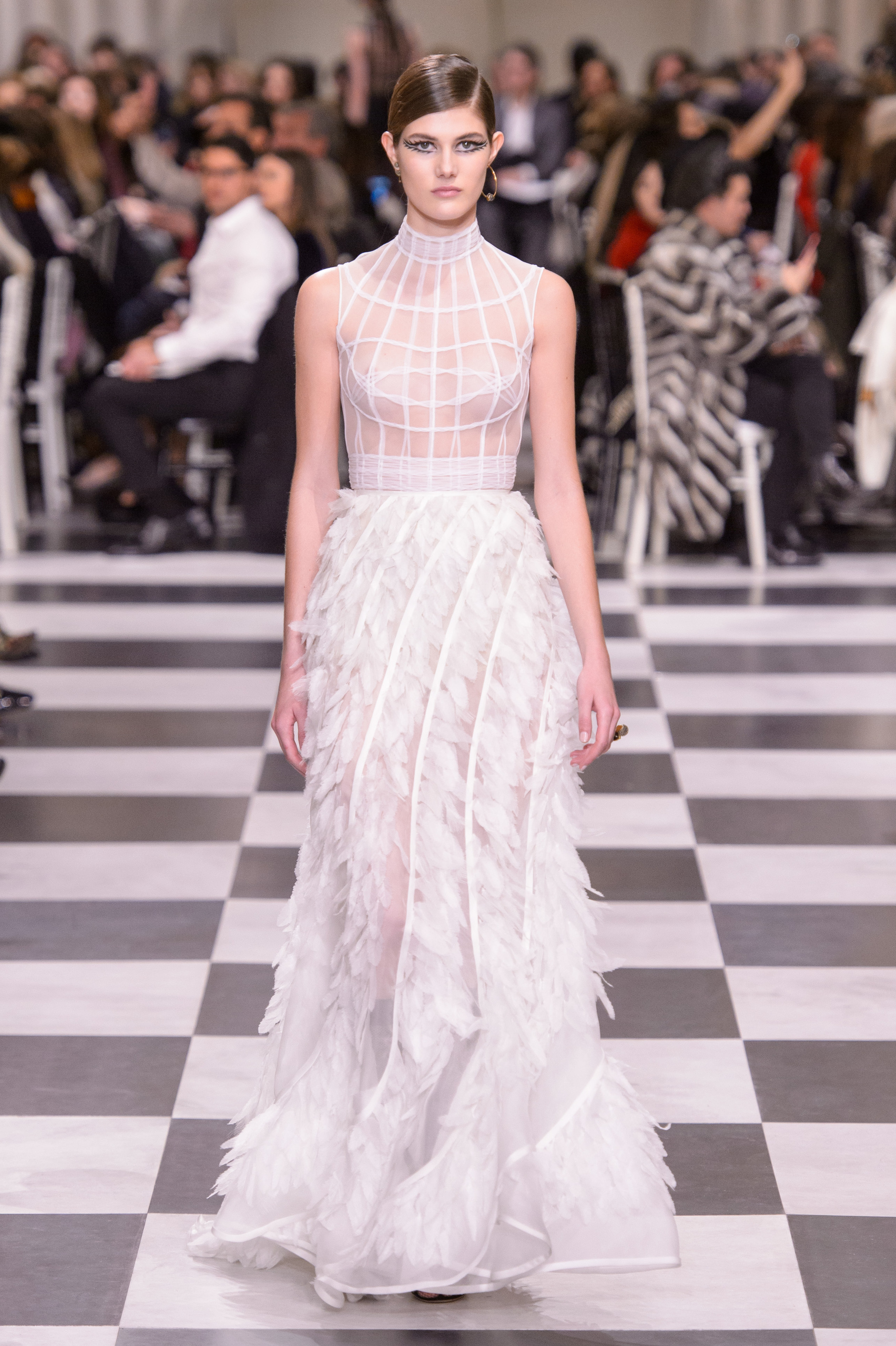 В чем пойдут на свадьбу звезды в этом году: 12 роскошных платьев Houte Couture