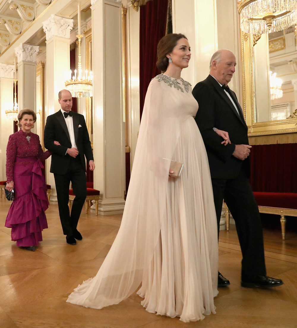 Не герцогиня, а принцесса: сказочный наряд Кейт Миддлтон на приеме в Осло