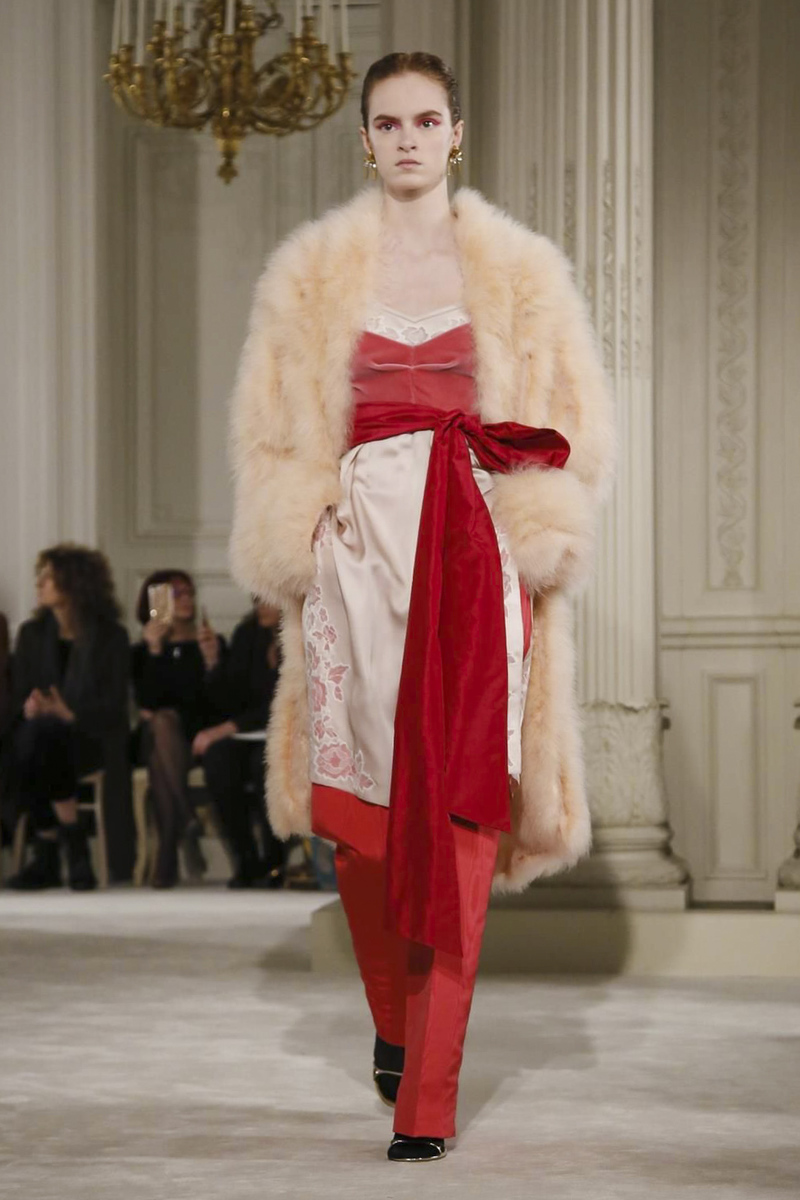 Цветочная поляна: новая коллекция Valentino Haute Couture SS’18 