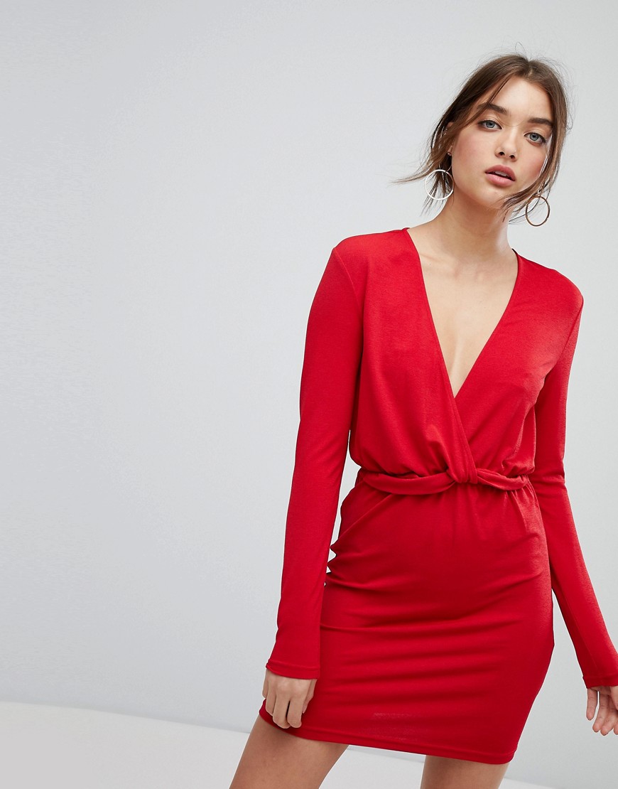 Красный в твоем гардеробе: 7 вещей с ASOS, о покупке которых вы не пожалеете
