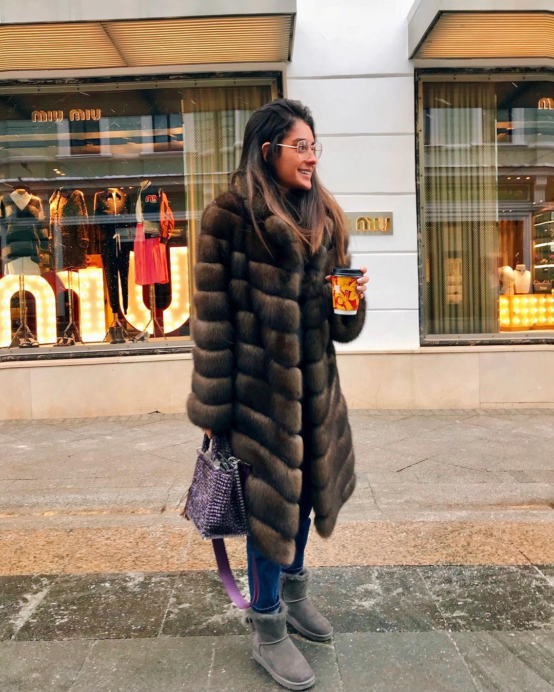 Что одеть в морозы: 4 instagram-блогера, которые знают толк в русских зимах