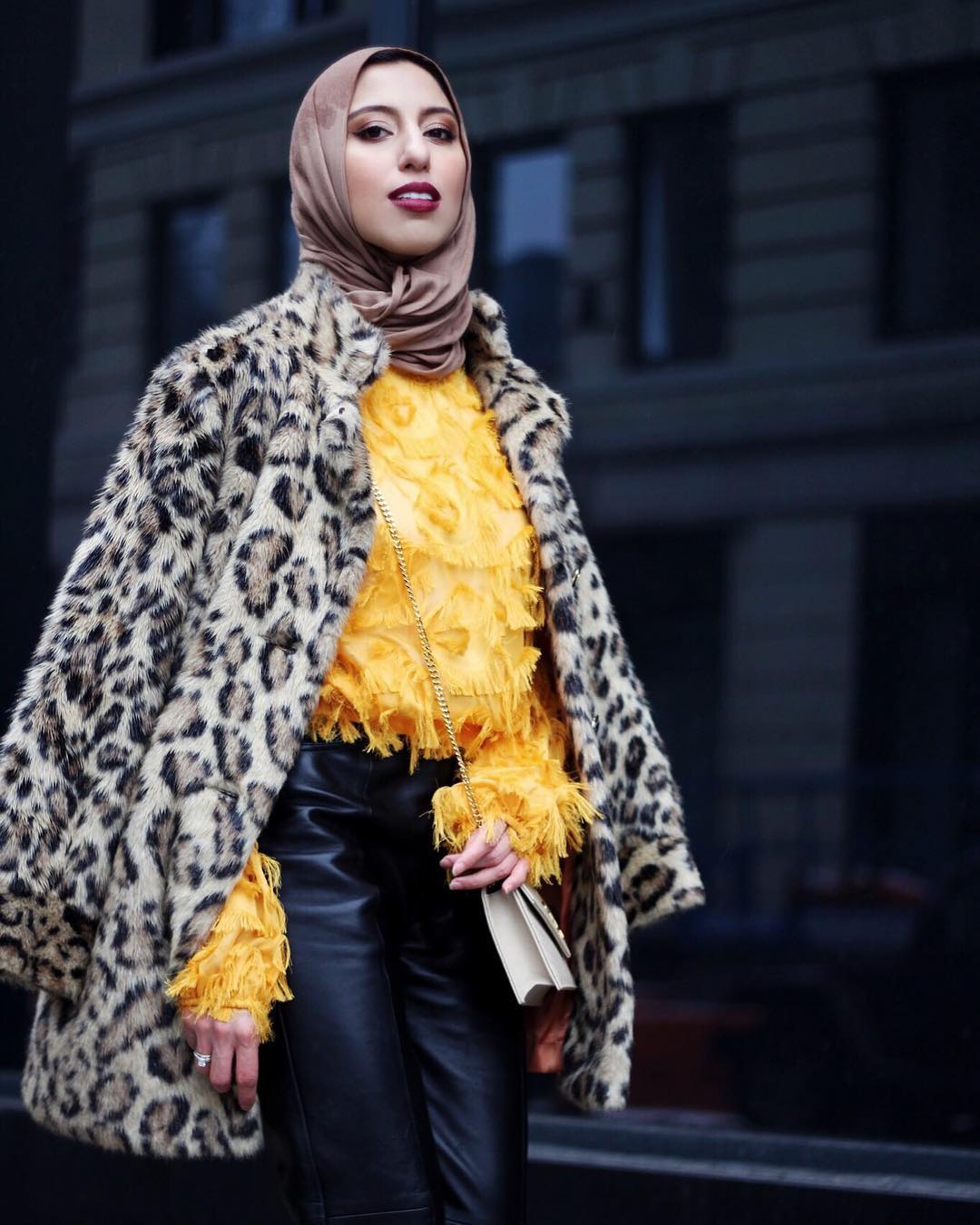 Красотки под хиджабом: 5 самых стильных девушек-блогеров Востока