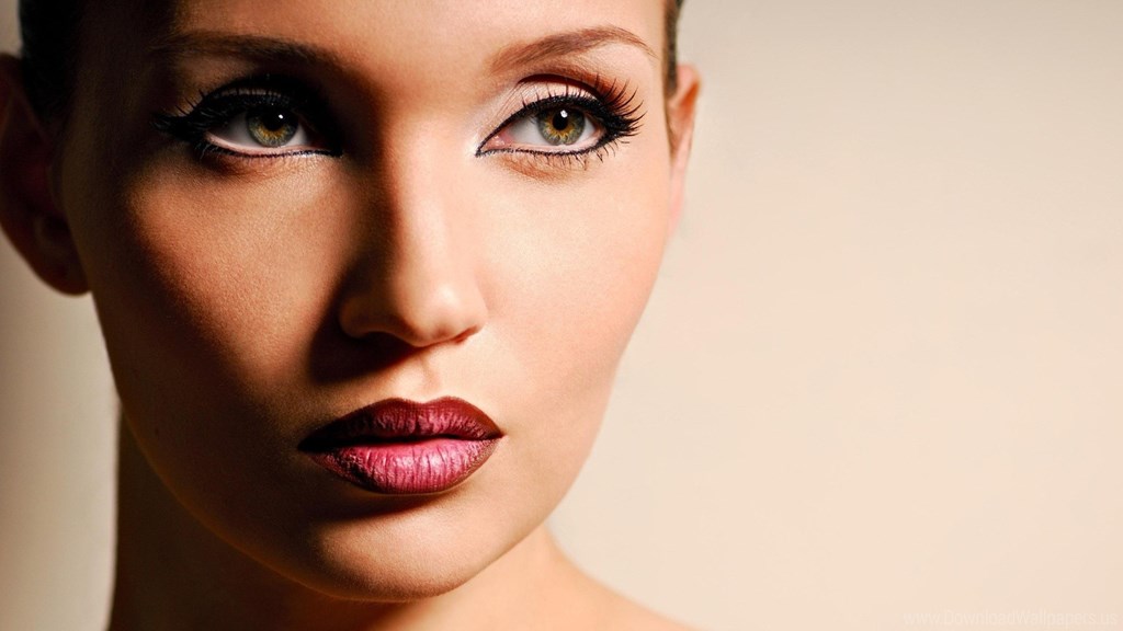 8 главных ошибок в макияже, которые точно испортят ваше фото 