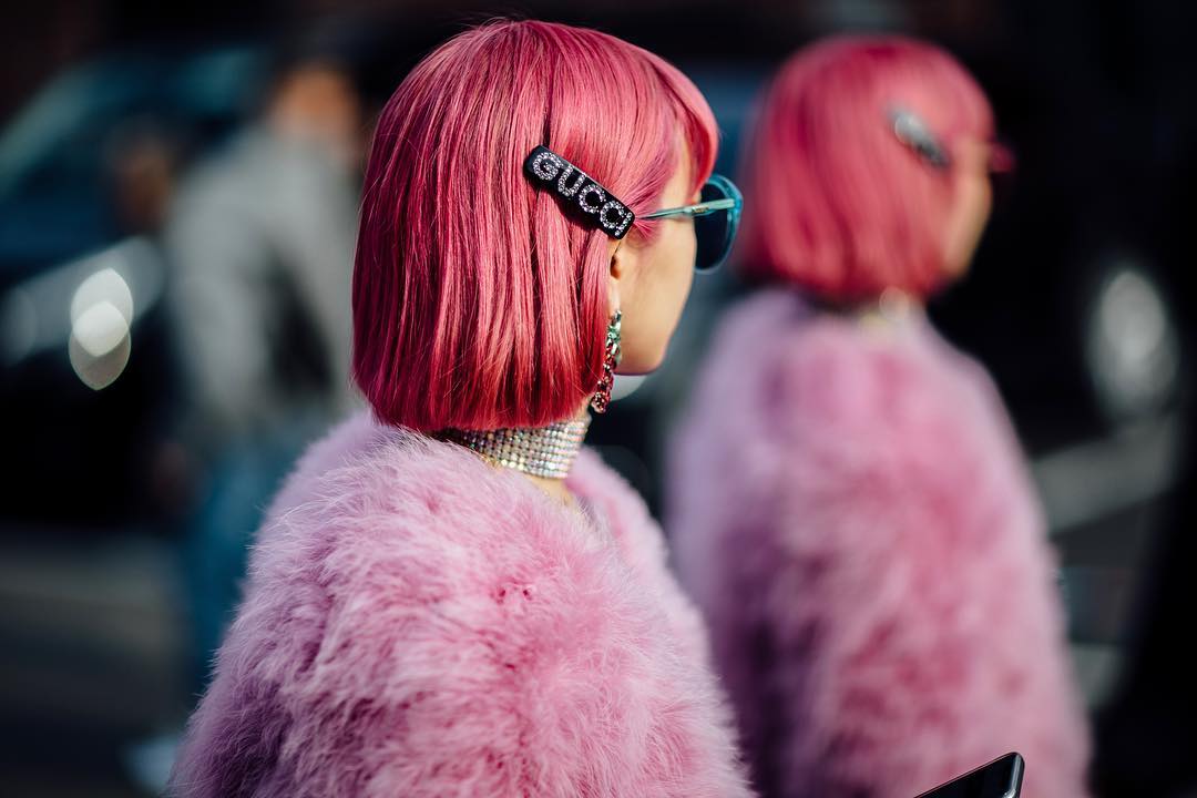 Эти 5 аксессуаров для волос —из 90-х, но этой осенью они снова в тренде