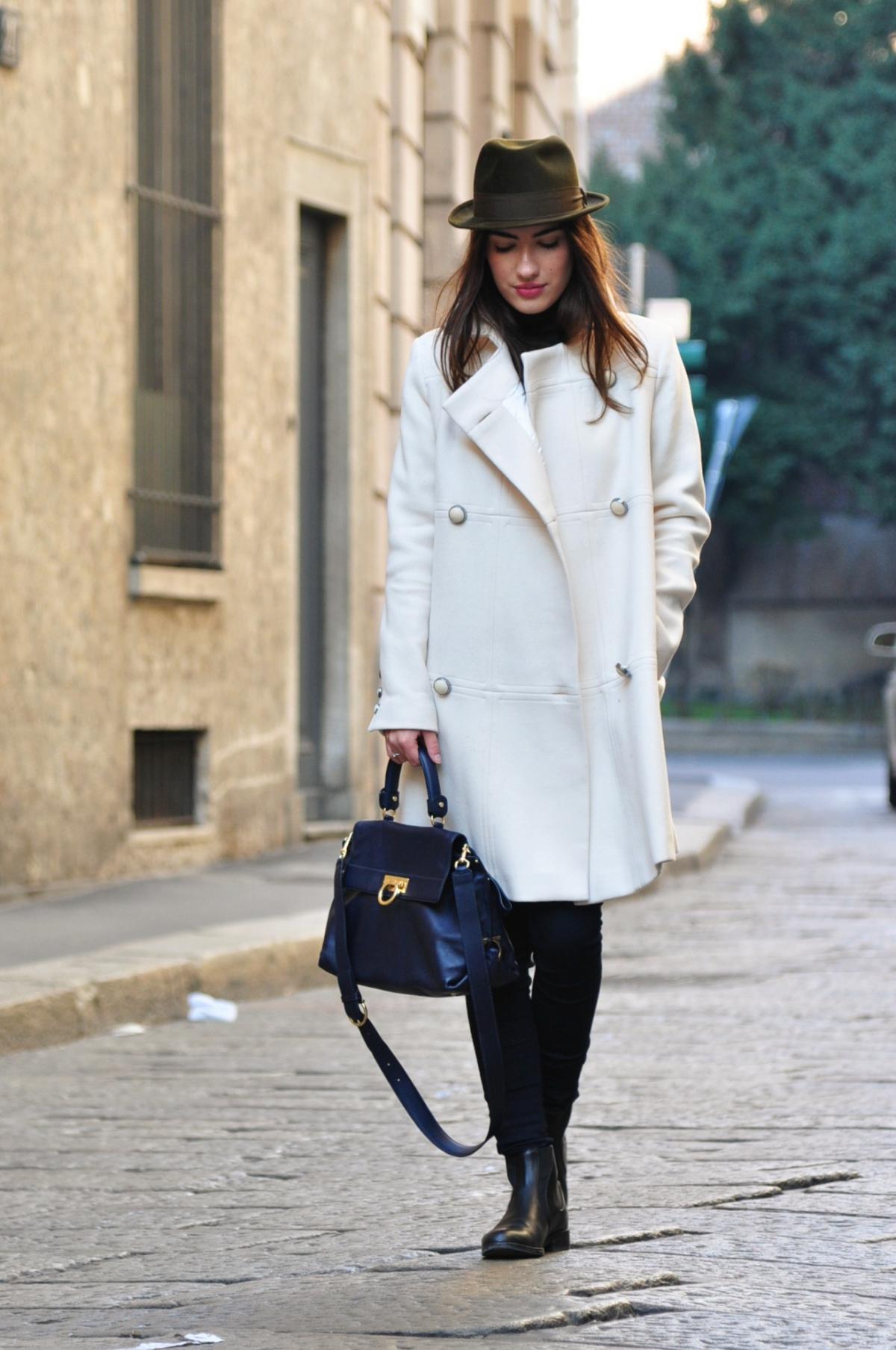 14 доказательств, что белое пальто — это роскошно, дорого и безумно стильно