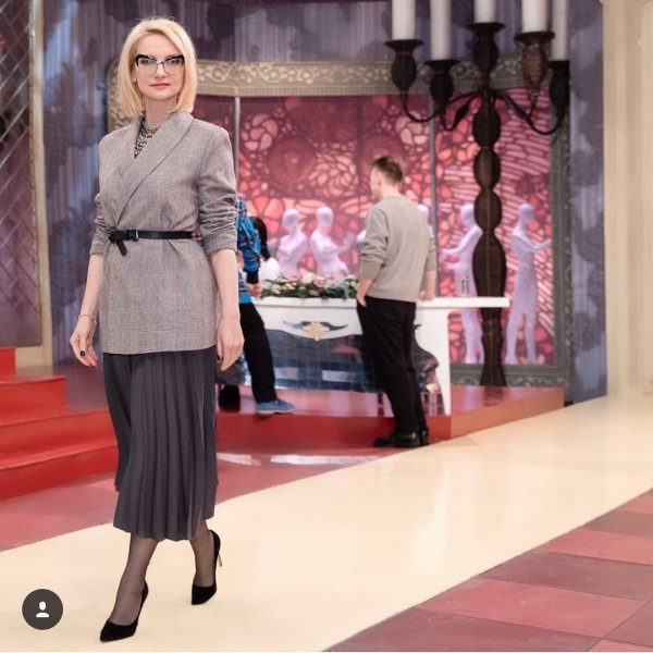 Базовый гардероб от Эвелины Хромченко: особенности в 2018 году